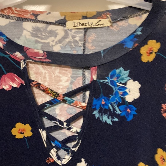 Liberty Love swing dress - Picture 2 of 4